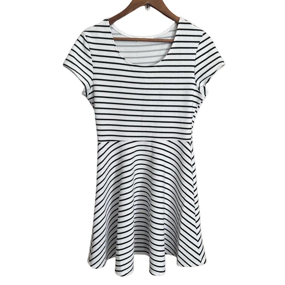 annianna Short Sleeve Stretchy Striped Midi Dress Women's size‎ Large